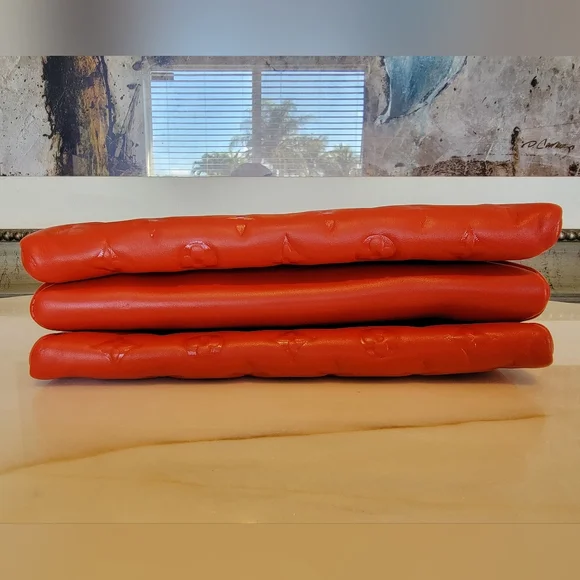 Louis Vuitton Coussin PM Crossbody Shoulder Bag Chain Rare Red Leather - Picture 11 of 13